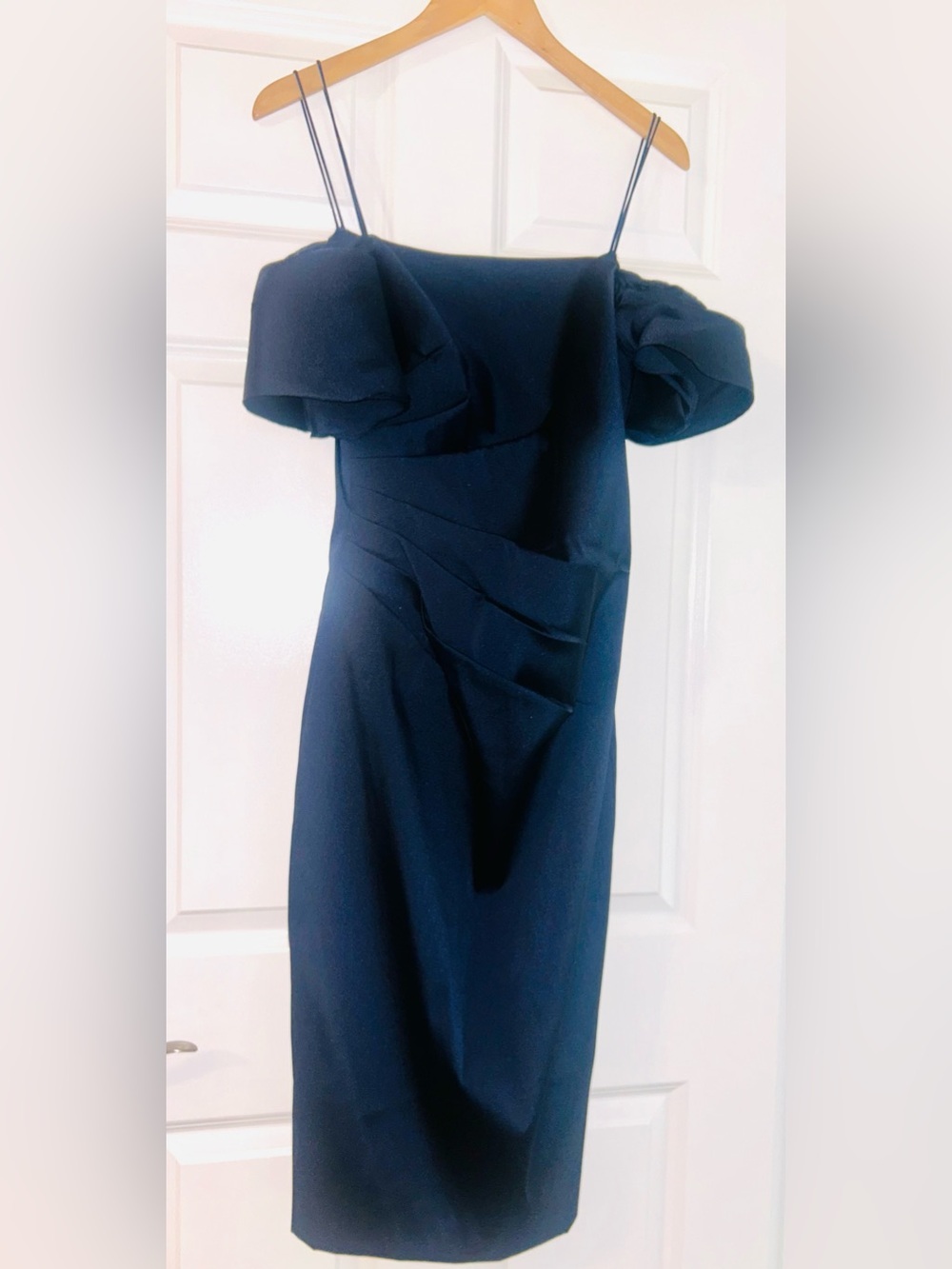 Theia Navy Ruched Off Shoulder Short Sleeve Navy Blue Dress Size 6 Cocktail
